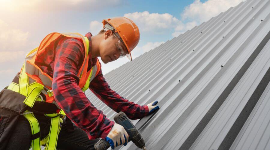 Expert tile roof repair services in Weatogue, CT